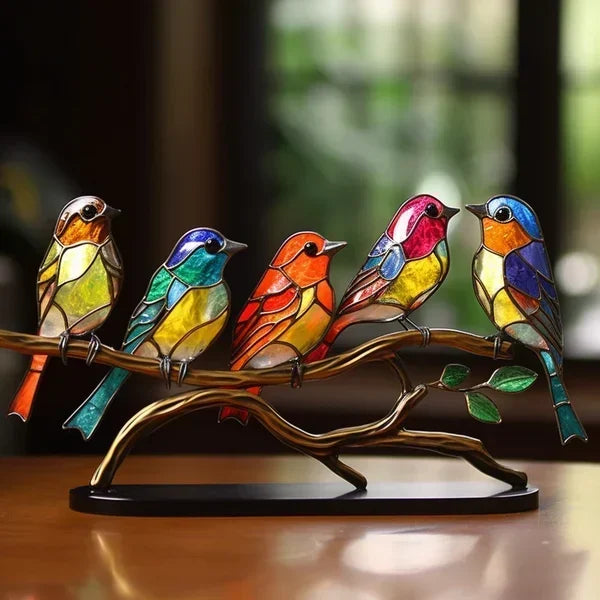 Kleurrijke glazen vogels voor een chic interieur